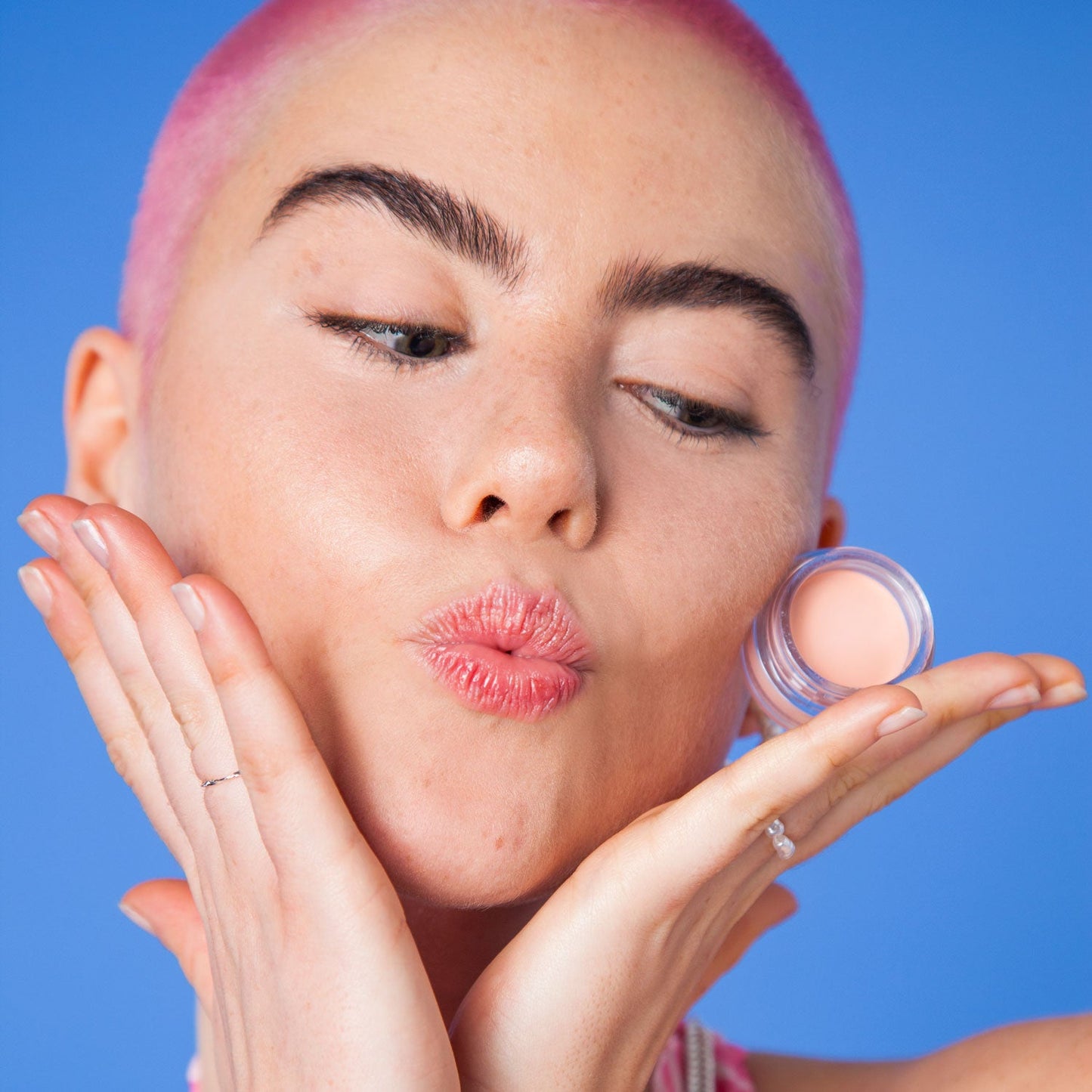 Lottie Bright Bounce, Undereye Primer, Light 5.5g