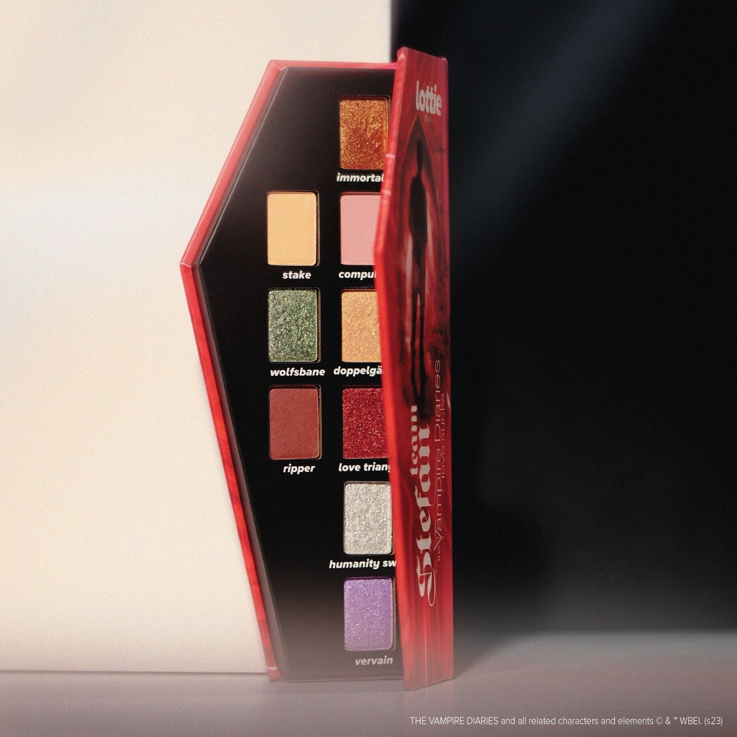 Lottie the vampire diaries x eyeshadow palette - team stefan