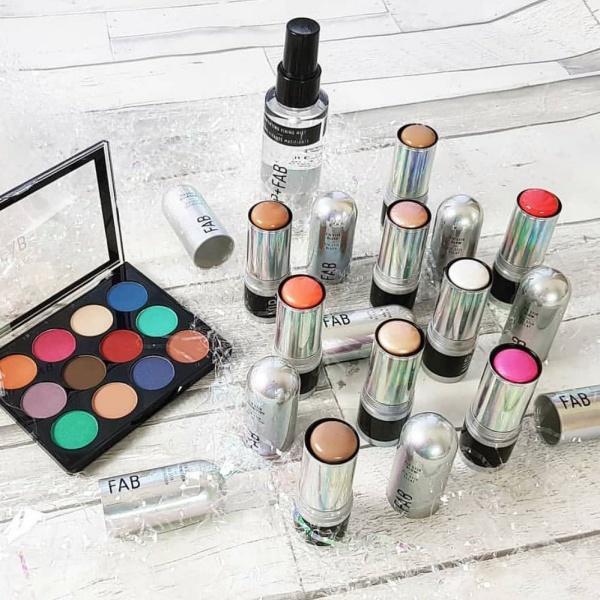 FIX STIX BLUSH ELECTRIC APRICOT - Nipandfab.gr