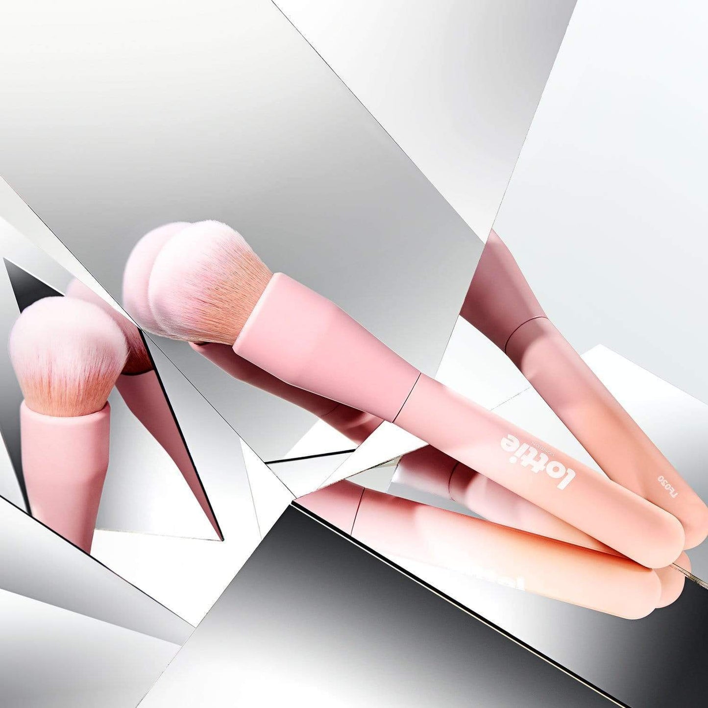 Lottie buffer brush 100% Vegan Buffing Makeup Brush