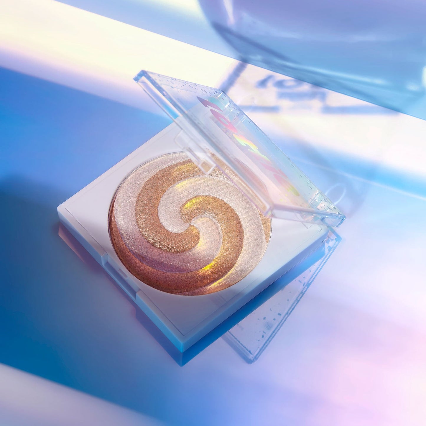 Frosted highlighter swirl - cinnamon bun
