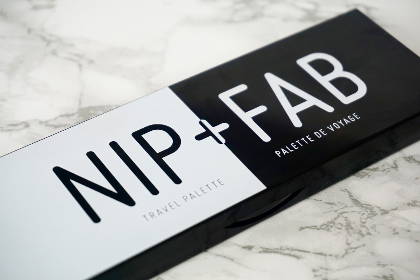 TRAVEL PALETTE MEDIUM/DARK - Nipandfab.gr