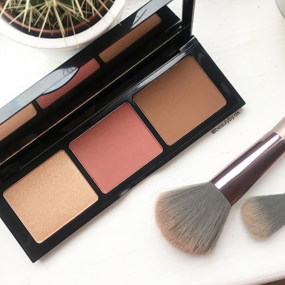 TRAVEL PALETTE MEDIUM/DARK - Nipandfab.gr